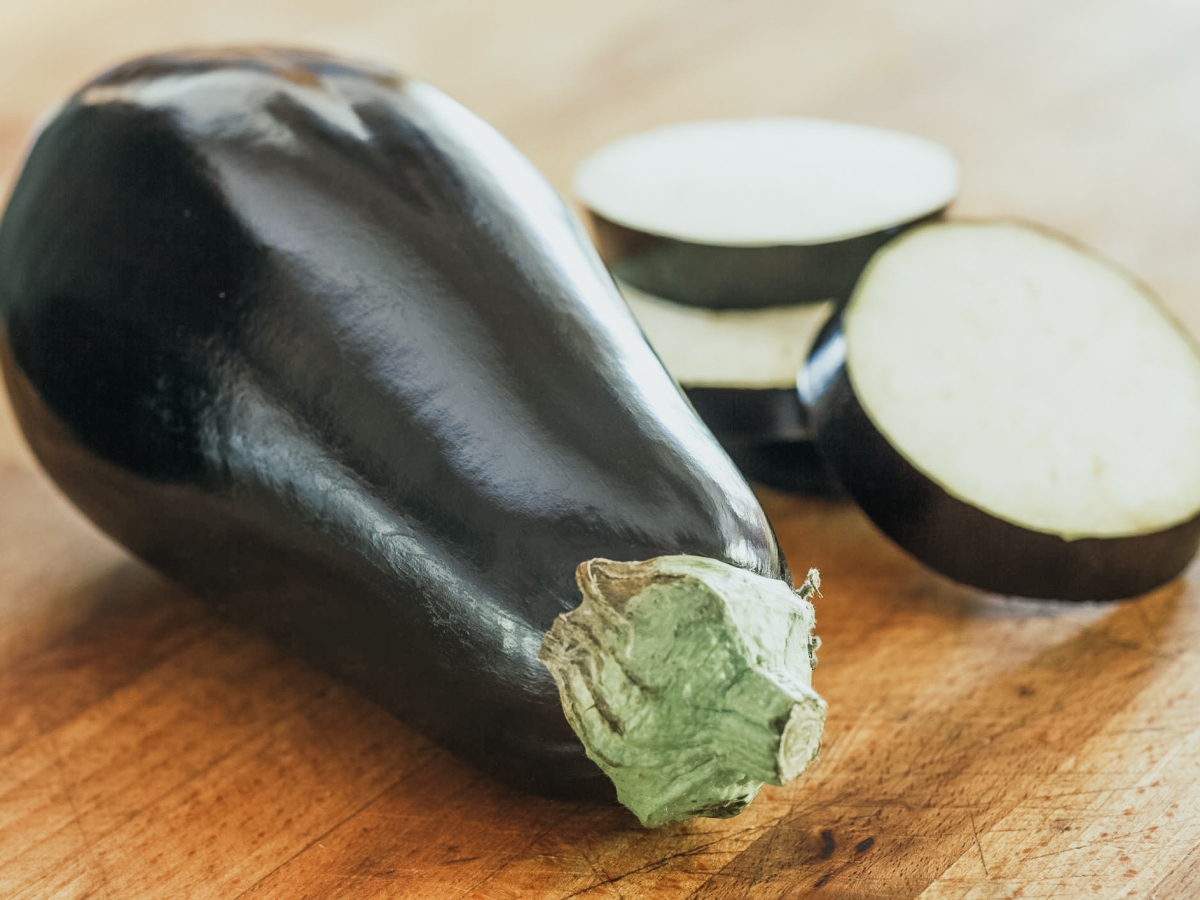 Garlic Parmesan Baked Eggplant Recipe
